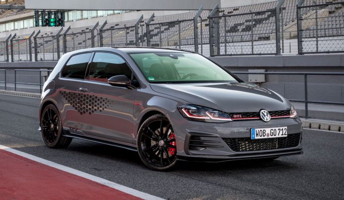 گلف GTI TCR