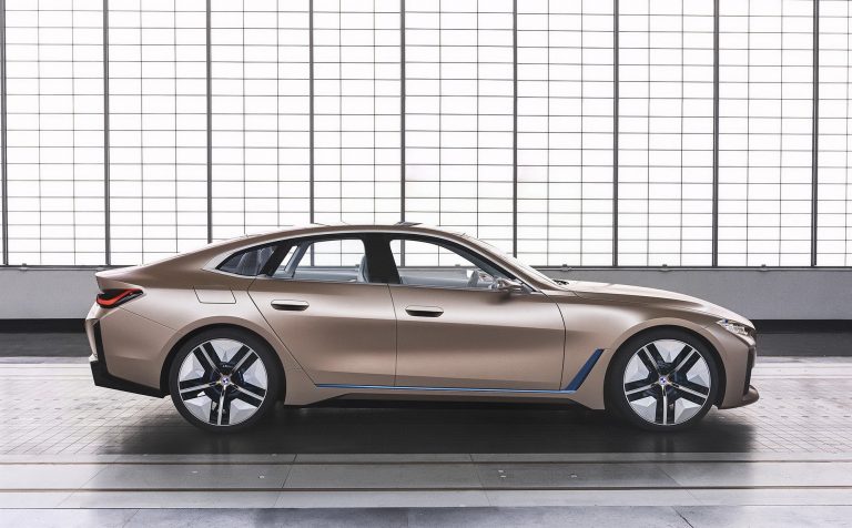 بی ام و i4 کانسپت قیمت خودروهایی که سال ۲۰۲۲ وارد بازار می‌شوند