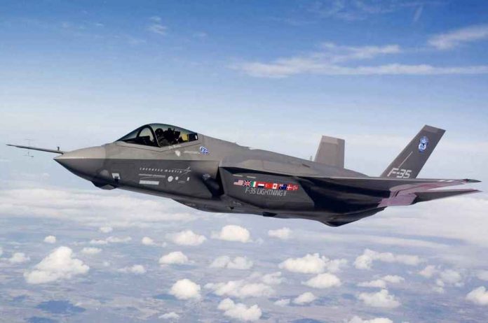 سقوط F-35