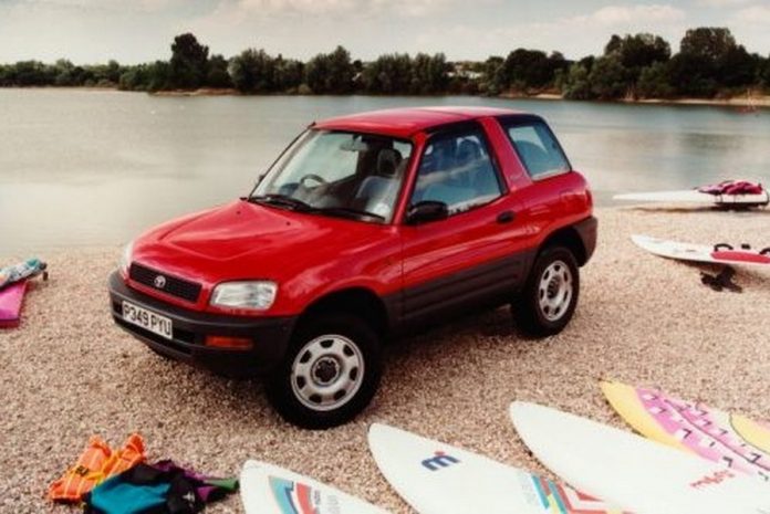 تویوتا RAV4