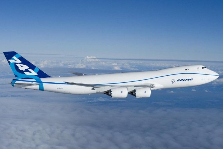 بوئینگ 747