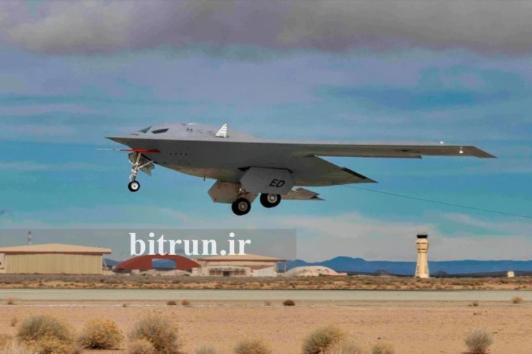 بمب افکن پنهانکار B-21 Raider