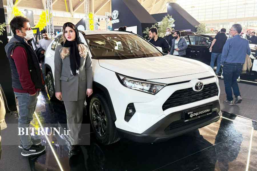 نمایشگاه خودرو بهمن 1404