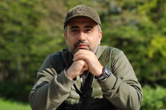 امین آزاد