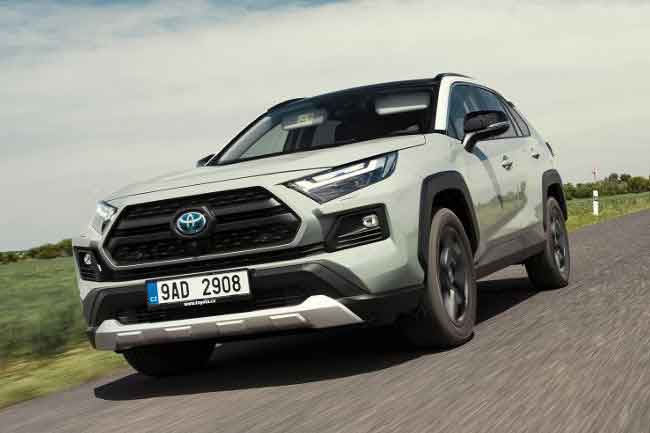 تویوتا RAV4 2.0 Adventur Plus آذریورد سال