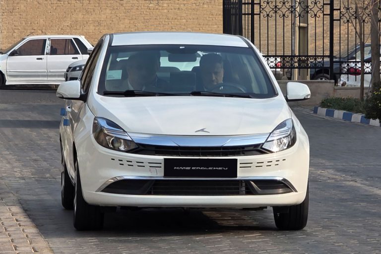 مدیر عامل کرمان موتور از سدان هیبرید ملی ایگل
